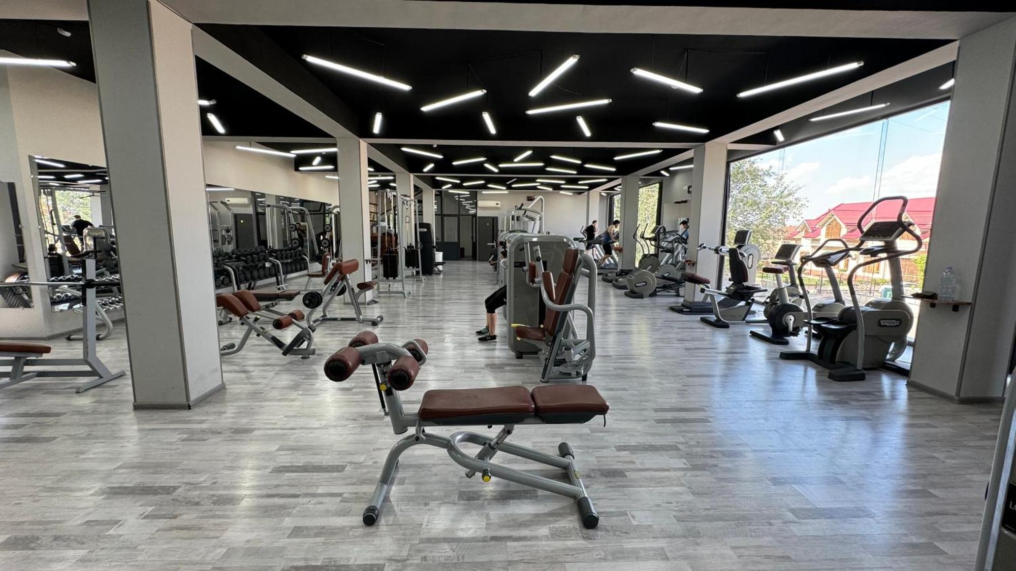 Energy Hotel Tasken Kültér fotó