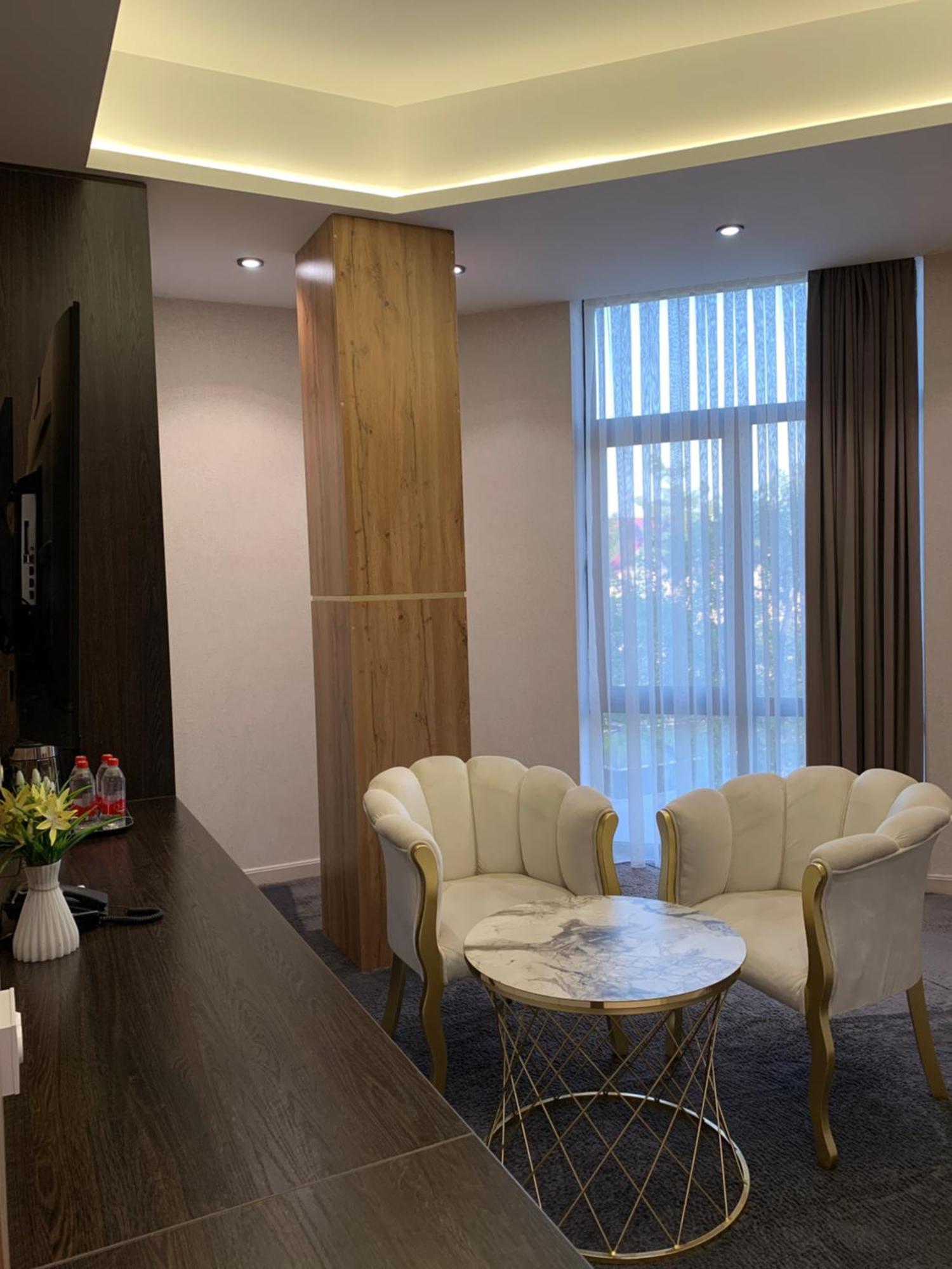 Energy Hotel Tasken Kültér fotó